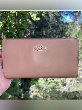 COACH Slim Wallet In Smooth Brown Calf Leather with Gold Hardware AUTHENTIC